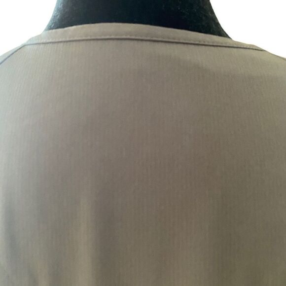 Skechers by Barco Size L Short Sleeve Scrubs Top - Picture 7 of 10